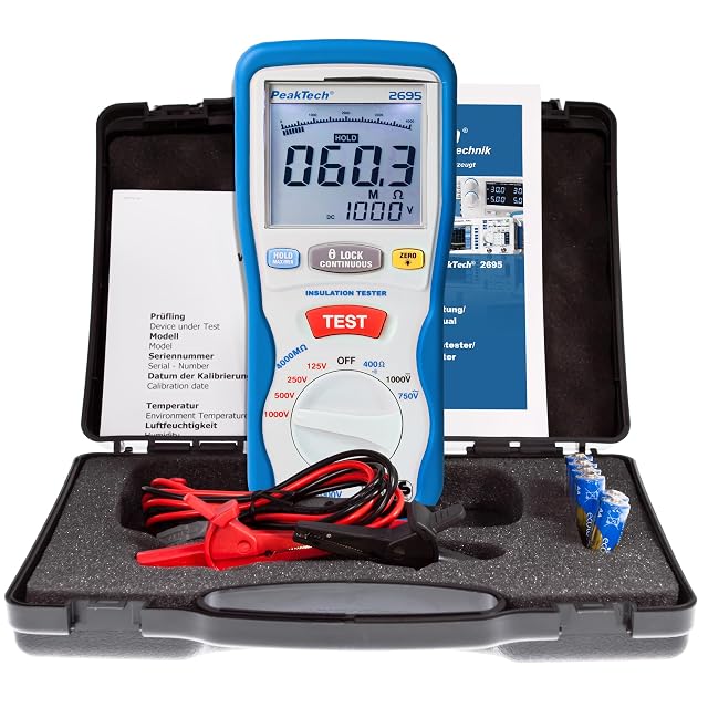 Misuratore d'isolamento PeakTech P 2695 con il suo doppio display LCD e i puntali